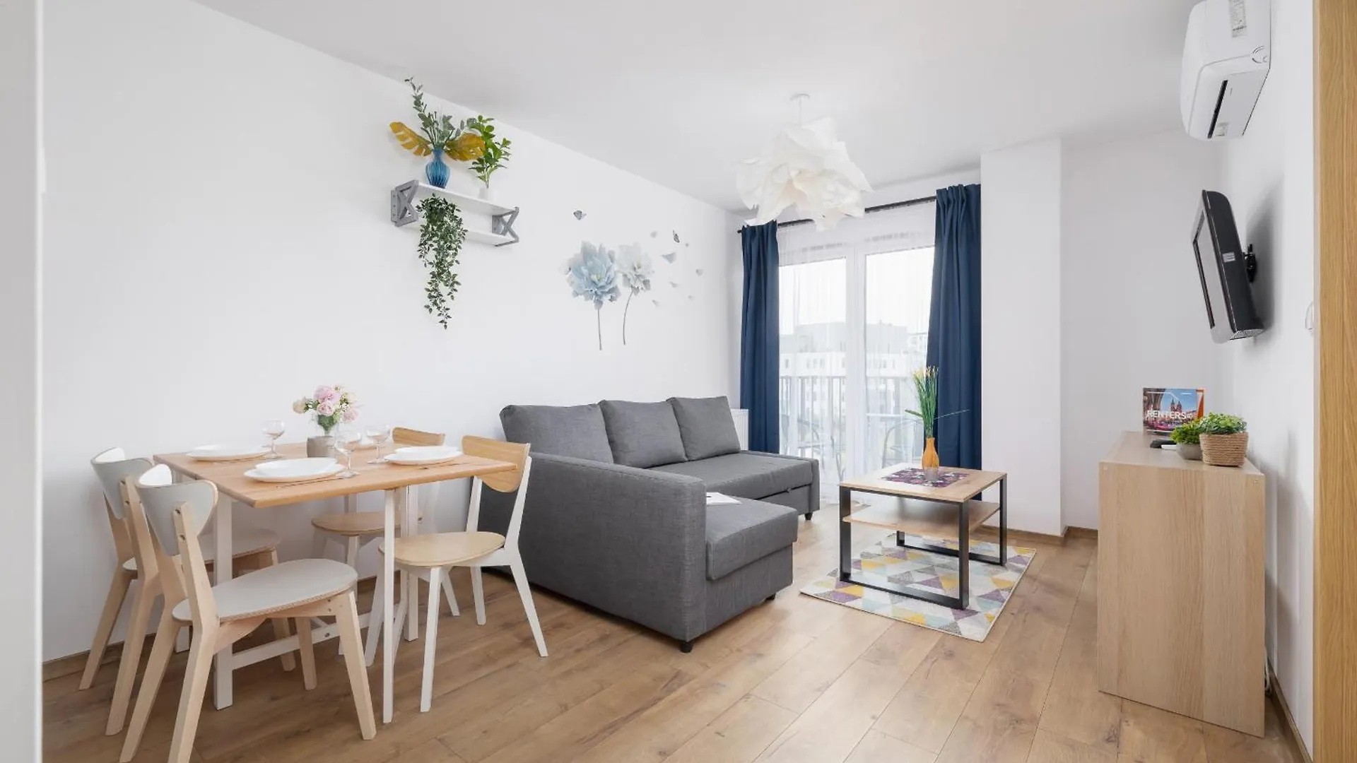 Nowoczesny Apartament W Krakowie Z Klimatyzacja I Parkingiem By Noclegi Renters بولندا