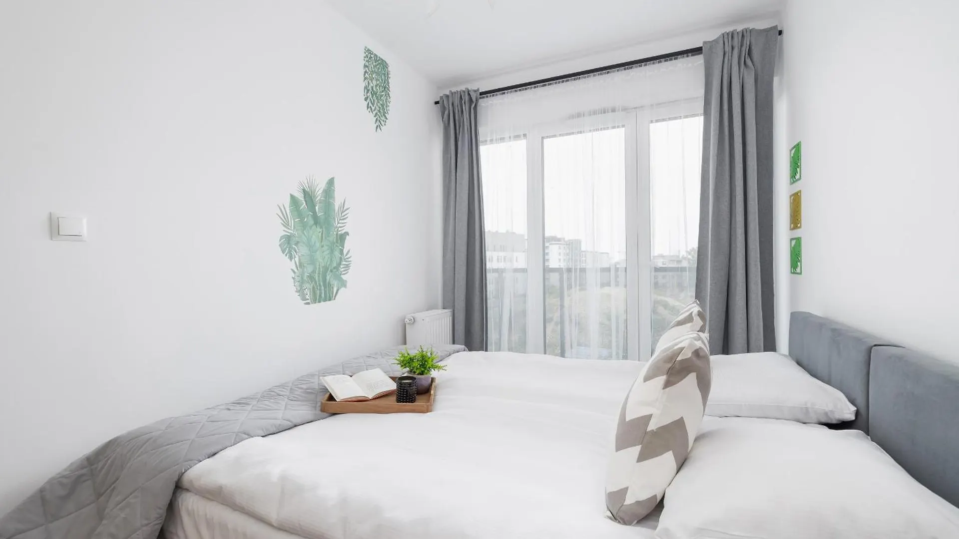 Nowoczesny Apartament W Krakowie Z Klimatyzacja I Parkingiem By Noclegi Renters شقة كراكوفيا