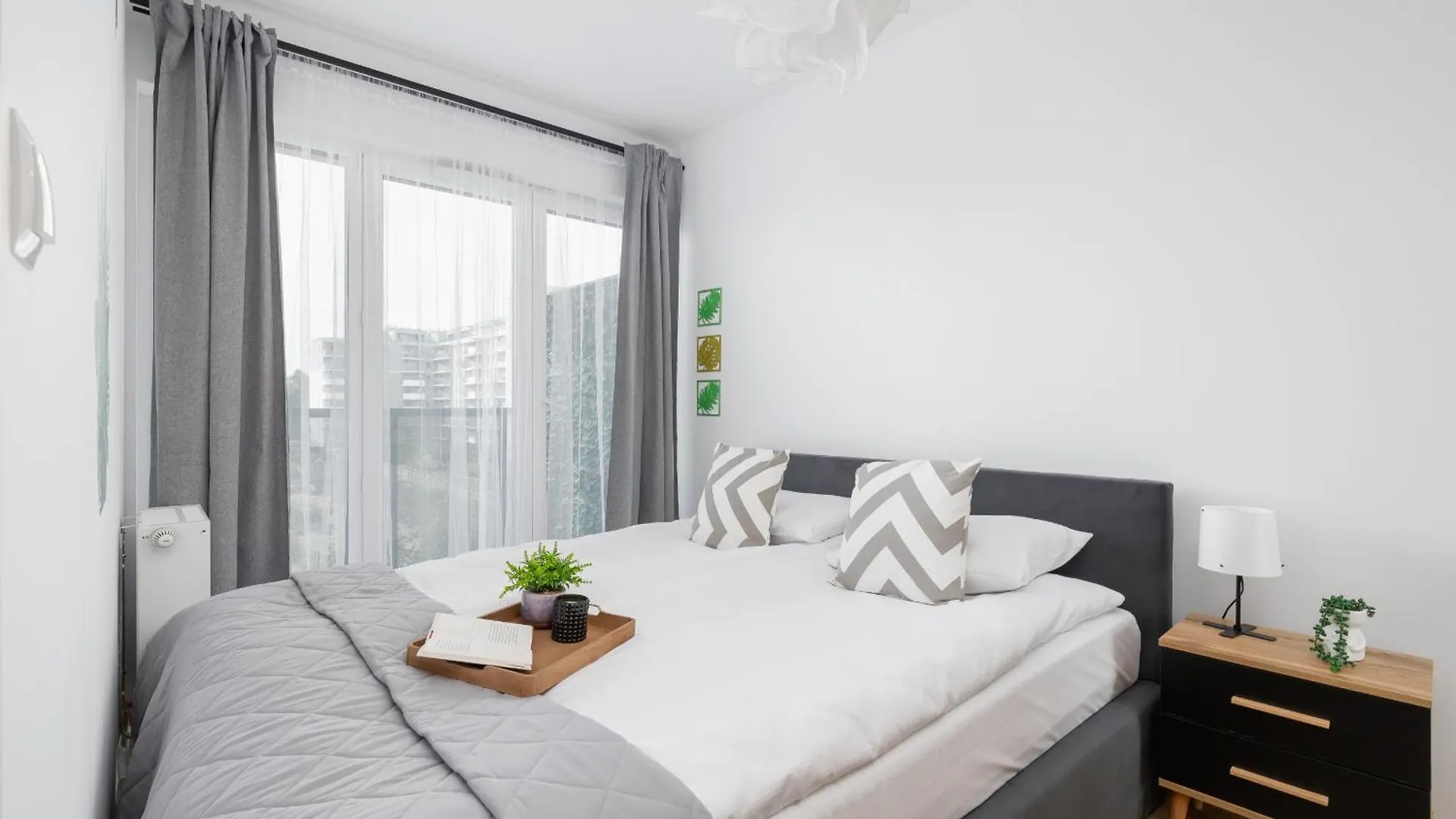 Nowoczesny Apartament W Krakowie Z Klimatyzacja I Parkingiem By Noclegi Renters شقة